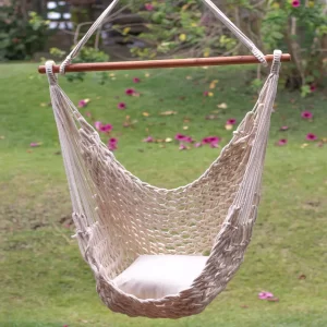 Rede Cadeira Corda manufaturada artesanalmente. Cor: Bege. Dimensões do tecido: 1